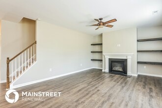 626 Stapleford Ln in Fuquay Varina, NC - Building Photo - Building Photo