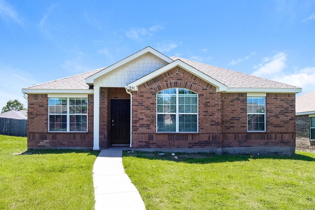 1846 Shanna Dr