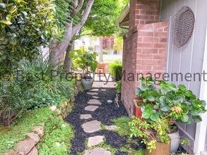 1957 Rancho Verde Cir E in Danville, CA - Building Photo - Building Photo