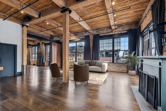 1000 W Washington Blvd in Chicago, IL - Building Photo - Building Photo