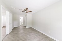 5118 Keystone St photo'