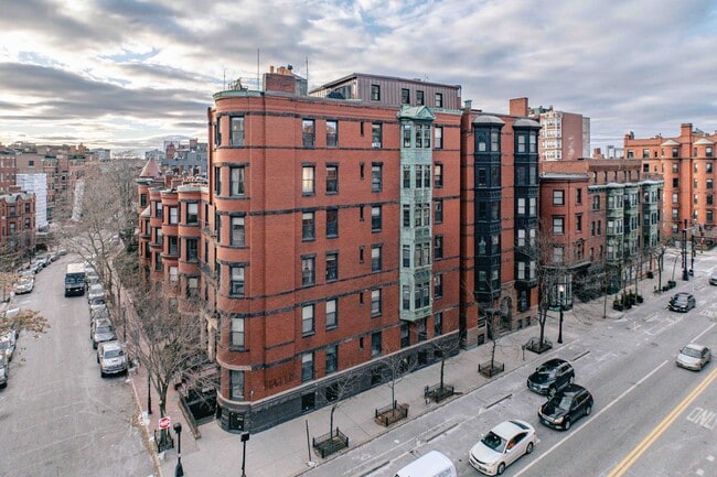 31 Massachusetts Ave