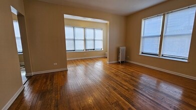 7726 N Marshfield Ave, Unit 3B in Chicago, IL - Building Photo - Building Photo