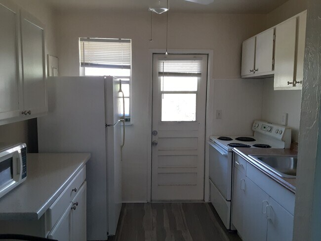811 N 20th Ct in Hollywood, FL - Building Photo - Building Photo