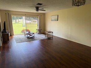 8513 Dominican Ct in Ft. Myers, FL - Building Photo - Building Photo
