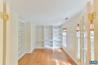 1012 Wildmere Pl in Charlottesville, VA - Building Photo - Building Photo