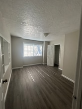 1915 Legion St in Lake Charles, LA - Building Photo - Building Photo