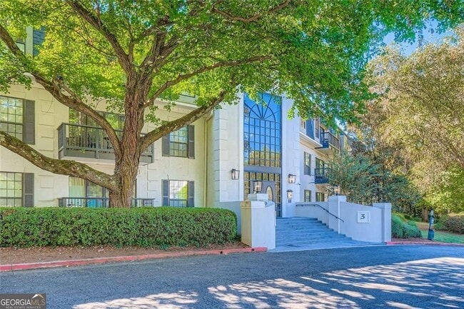 3302 Pine Heights Dr NE in Atlanta, GA - Building Photo - Building Photo