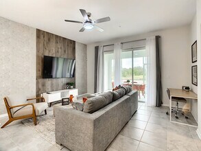 1199 Drop Ln in Kissimmee, FL - Building Photo - Building Photo