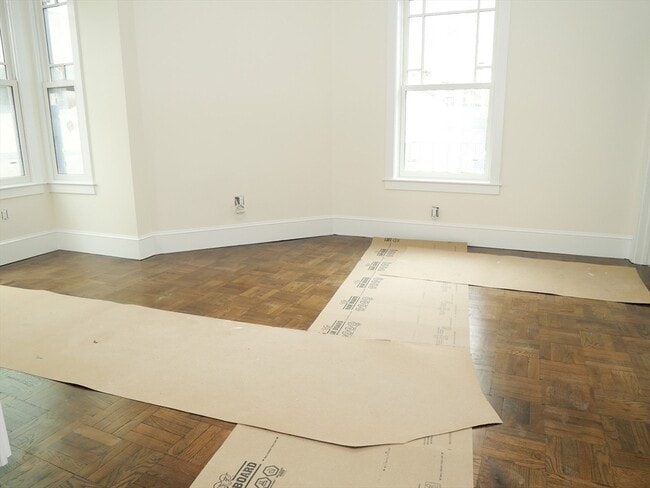 257 W Newton St, Unit 2 in Boston, MA - Building Photo - Building Photo