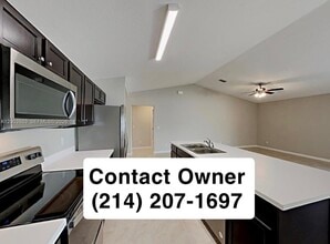 2011 SW Del Rio Blvd in Port St. Lucie, FL - Building Photo - Building Photo