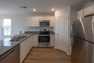 921 S Desert Orch Ln in Elgin, SC - Building Photo - Building Photo