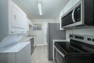 1103 California St in Tallahassee, FL - Building Photo - Building Photo