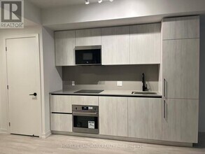 35 Parliament St in Toronto, ON - Building Photo - Building Photo