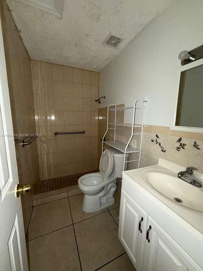 12241 SW 268th St-Unit -2 in Homestead, FL - Building Photo - Building Photo