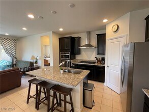 11835 Corenzio Ave in Las Vegas, NV - Building Photo - Building Photo