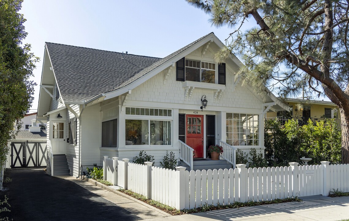 428 Corona Del Mar in Santa Barbara, CA - Building Photo