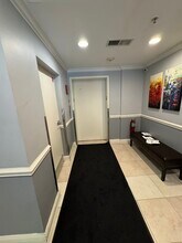 1670 Mill St in Des Plaines, IL - Building Photo - Building Photo