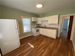 18 Harmony St in West Warwick, RI - Building Photo - Building Photo