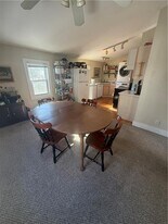 9 1/2 W Narragansett Ave in Newport, RI - Building Photo