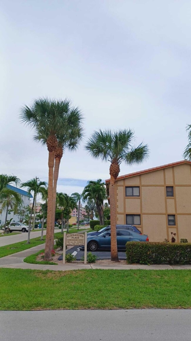 property at 330 SE 19th Ave