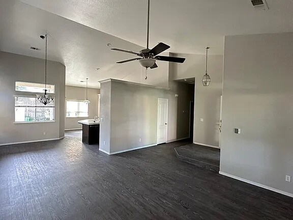 836 Coventry Ave in Clovis, CA - Building Photo
