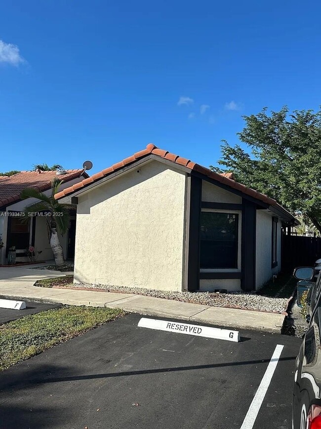 14980 SW 49th Ln in Miami, FL - Building Photo - Building Photo