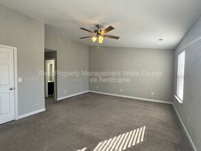 1221 Canyon Rock Court in Raleigh, NC - Building Photo - Building Photo