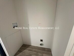 14 Schoppe Dr in Orono, ME - Foto de edificio - Building Photo