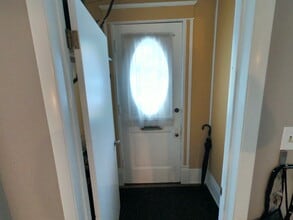 2743 S Clement Ave, Unit Lower Unit in Milwaukee, WI - Building Photo - Building Photo