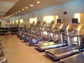 5450 E Deer Valley Dr, Unit SI FL3-ID1302352P in Phoenix, AZ - Building Photo - Building Photo