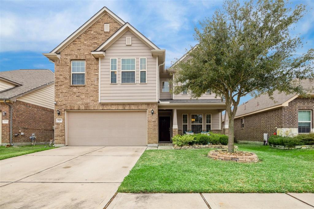 9953 Lazy Cove Lane in Brookshire, TX - Building Photo