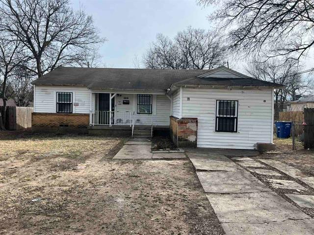 property at 3010 Modree Ave