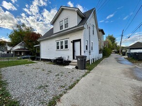 921 Tecumseh St in Indianapolis, IN - Building Photo - Building Photo