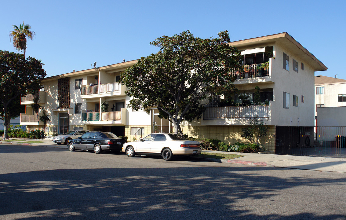 109 N Ash Ave in Inglewood, CA - Building Photo