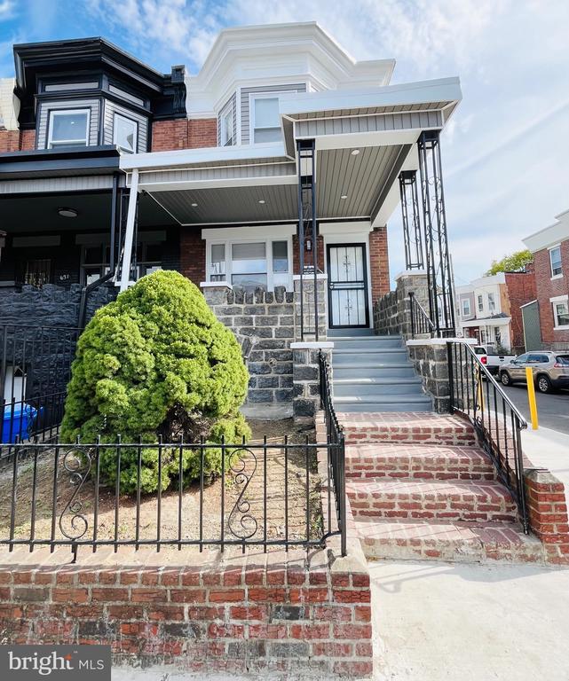 property at 633 S 57th St