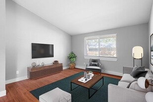 Parkway Flats in Longmont, CO - Building Photo