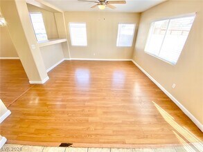 5828 Fern Gully Way in North Las Vegas, NV - Building Photo - Building Photo