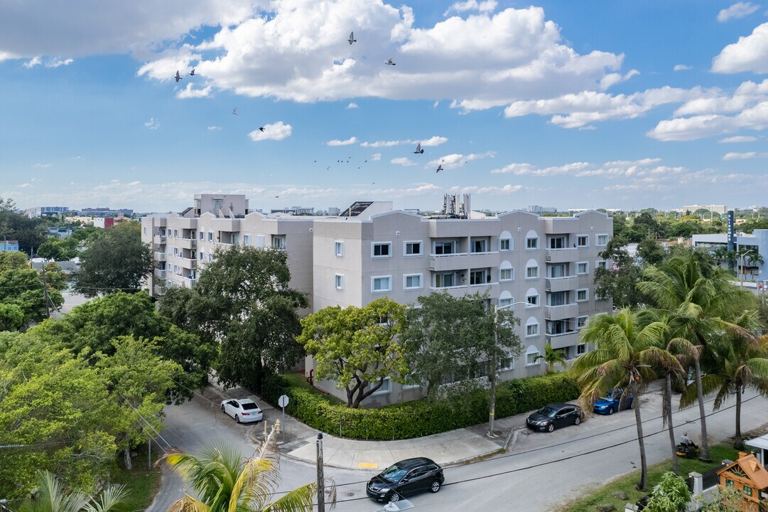 Poinciana Grove in Miami, FL - Building Photo