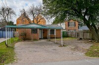 3714 Lydia St photo'