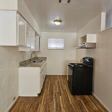 534 Holly Ln in Duncanville, TX - Building Photo - Building Photo