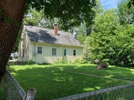 4904 Xerxes Ave N in Minneapolis, MN - Building Photo