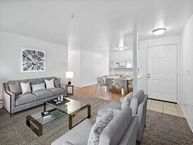 Griffin Glen in Bremerton, WA - Building Photo