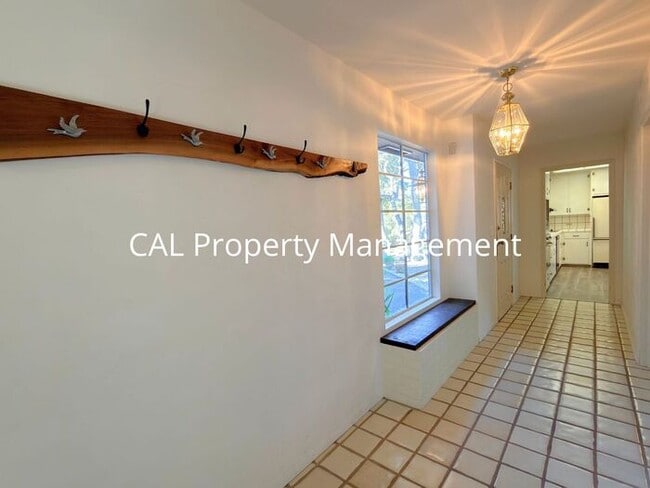 1043 Ortega Rd in Pebble Beach, CA - Building Photo - Building Photo