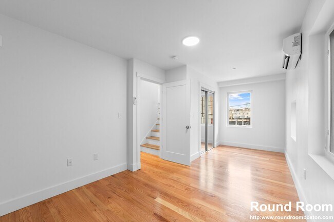 140 Prospect St, Unit 1
