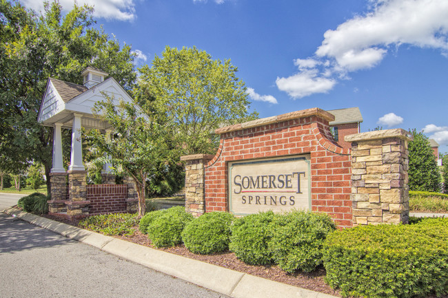 Somerset Springs in Spring Hill, TN - Foto de edificio - Building Photo