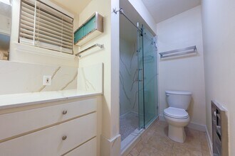1324 Cortlandt St in Houston, TX - Building Photo - Building Photo
