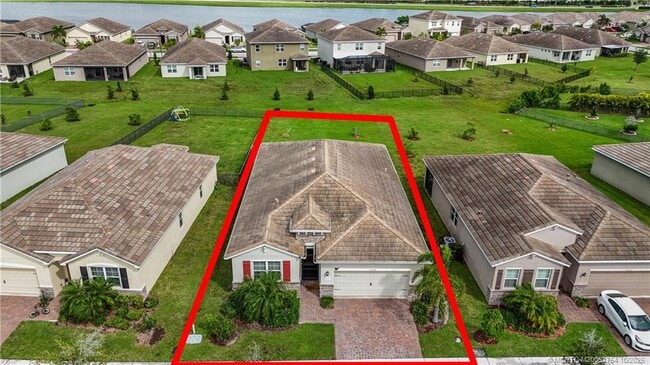 10558 SW Toren Wy in Port St. Lucie, FL - Building Photo - Building Photo