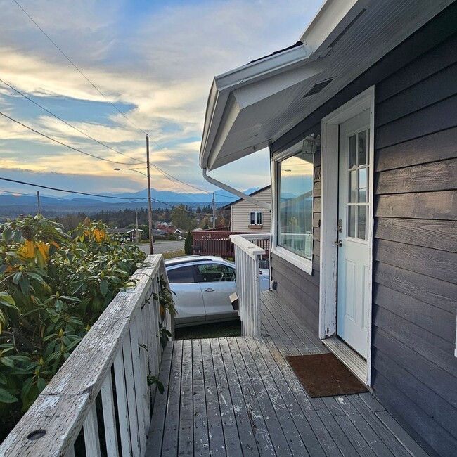 property at 1018 Callahan Dr
