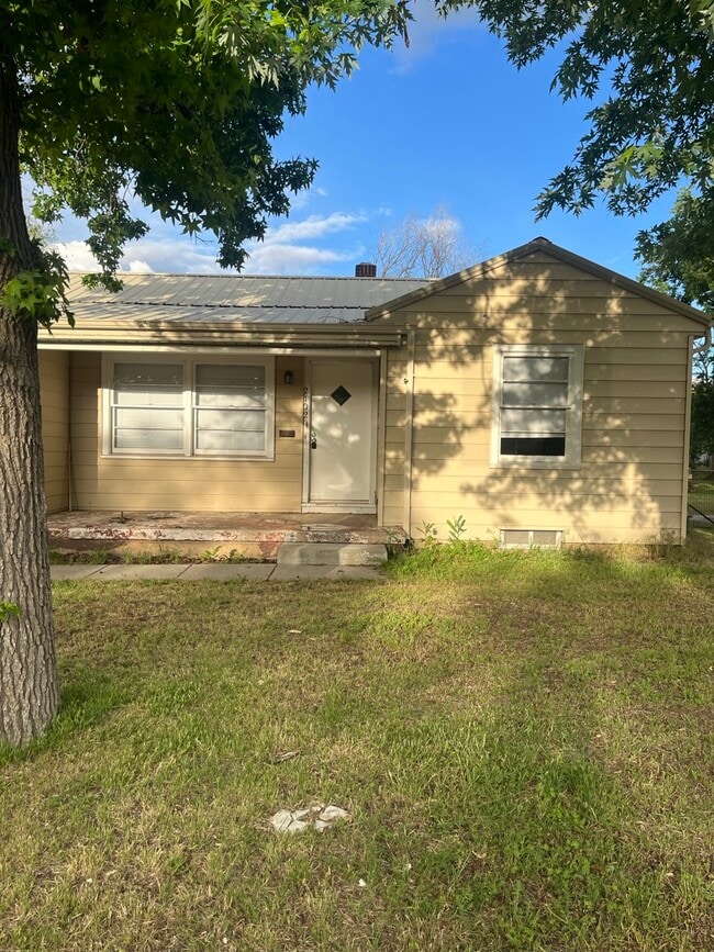 property at 2102 S Washington Ave